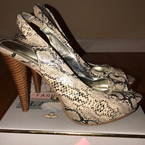 Python Sneak-Print Open-Toe Sling-Back Pumps- Sz 8 - Picture 3 of 5